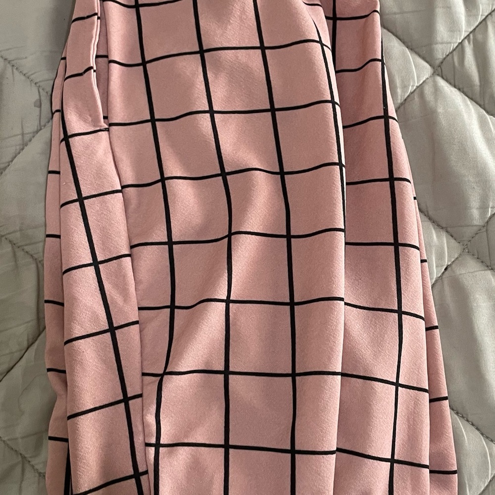 Pink Grid Pattern Pants - Picture 6 of 8